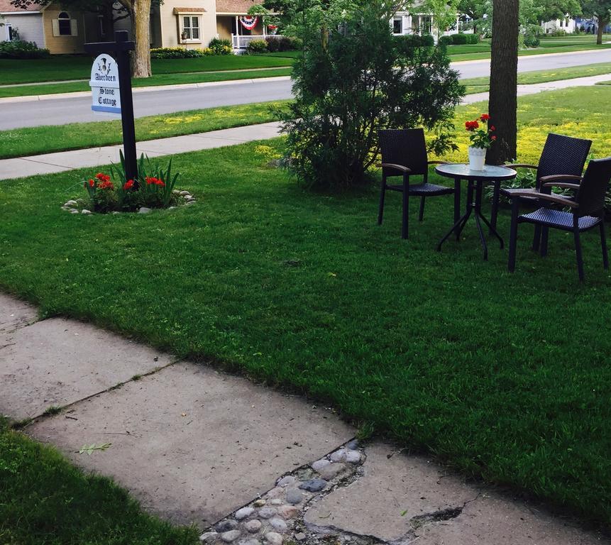 Aberdeen Stone Cottage B&B Traverse City Exterior photo